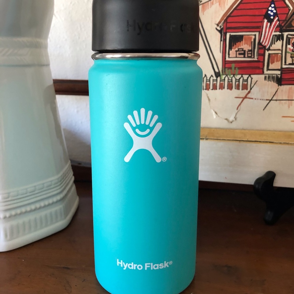 Hydro Flask 16oz travel coffee mug